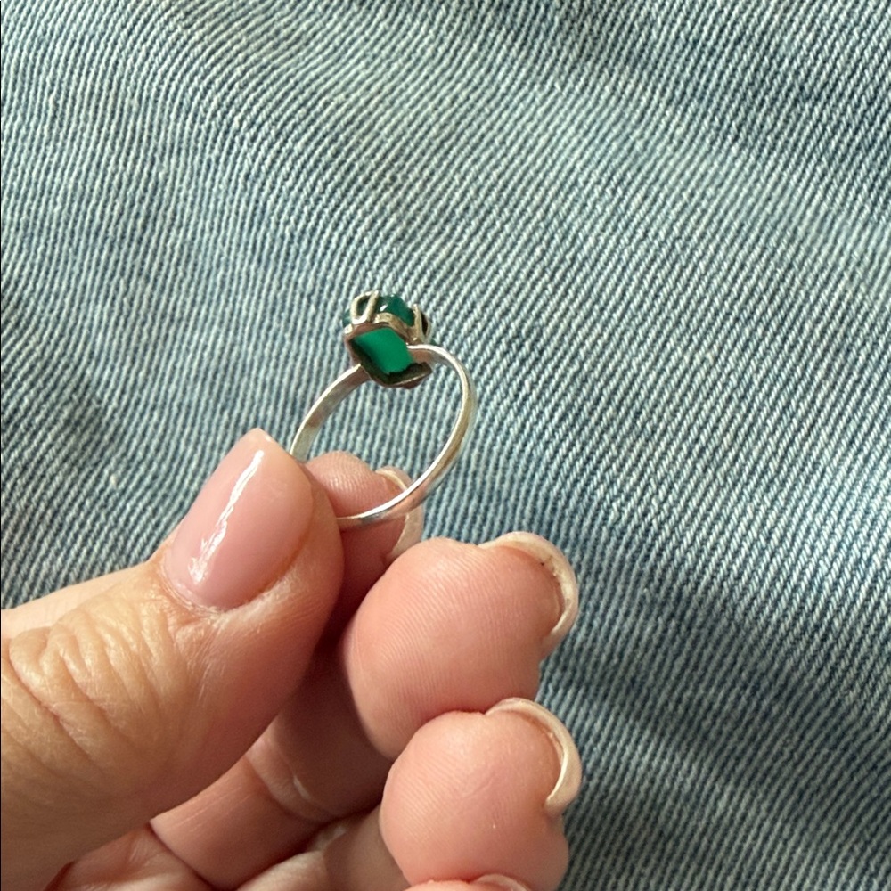 Emerald Sterling Silver Ring - Women Jewelry - Picture 3 of 5